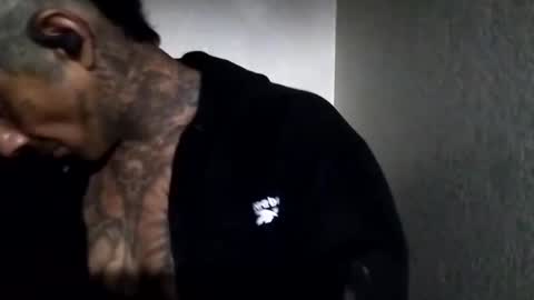 HUGH G RECTION online show from 01/01/25, 06:37