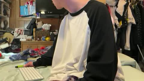 FUCKR online show from 01/19/26, 09:46