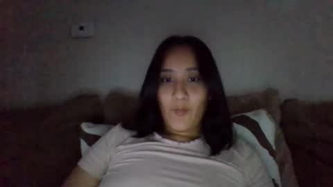 Snapshot of 69latina69 chatting on 09/22/25, 05:04 69latina69 online show from 09/22/25, 05:04