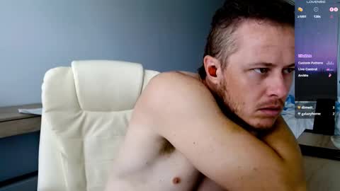 Snapshot of 69mav69 chatting on 10/06/25, 02:36 Mav69 online show from 10/06/25, 02:36