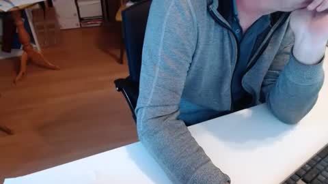 69pifpaf online show from 12/04/24, 12:36