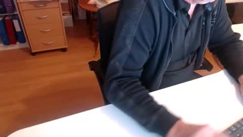 Snapshot of 69pifpaf chatting on 12/02/25, 07:20 69pifpaf online show from 12/02/25, 07:20