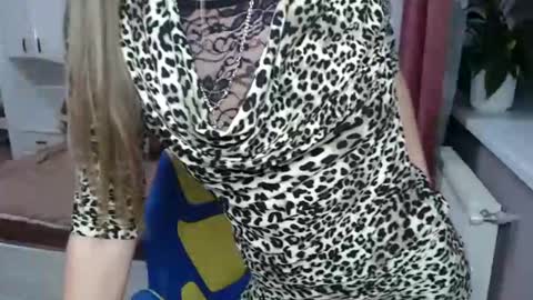 Snapshot of 69sexysecret691984 chatting on 02/16/25, 05:48 69sexysecret691984 online show from 02/16/25, 05:48