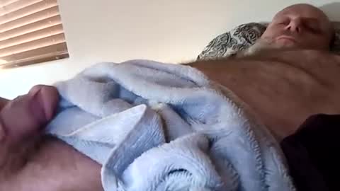 69singledad79 online show from 12/08/24, 03:13