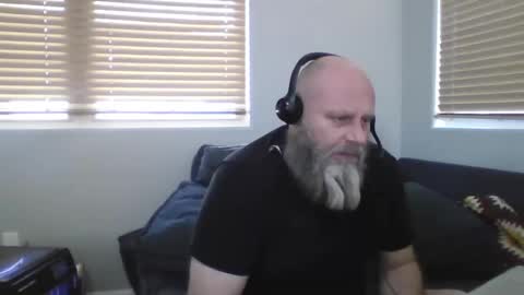 69singledad79 online show from 12/13/24, 05:21
