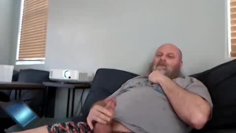 69singledad79 online show from 02/19/25, 10:09