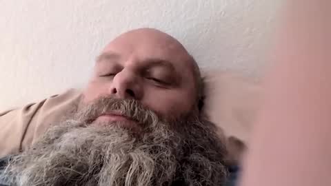 69singledad79 online show from 02/28/25, 06:09