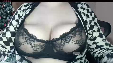 Snapshot of 6_dream_9 chatting on 07/17/26, 08:03 6_dream_9 online show from 07/17/26, 08:03