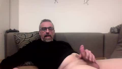 George online show from 12/17/25, 07:20