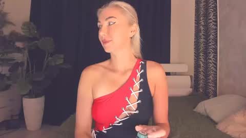 Snapshot of 6noangel66 chatting on 07/31/26, 02:22 SABOTAGE online show from 07/31/26, 02:22
