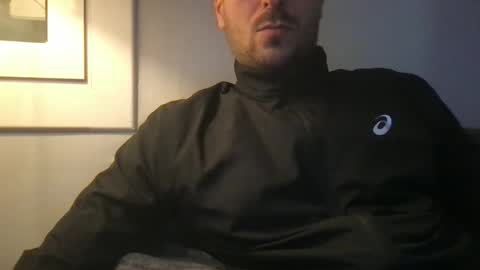 Snapshot of 6tu chatting on 09/30/25, 08:47 6tu online show from 09/30/25, 08:47