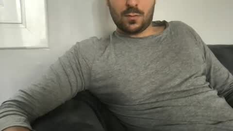 Snapshot of 6tu chatting on 10/20/25, 09:21 6tu online show from 10/20/25, 09:21