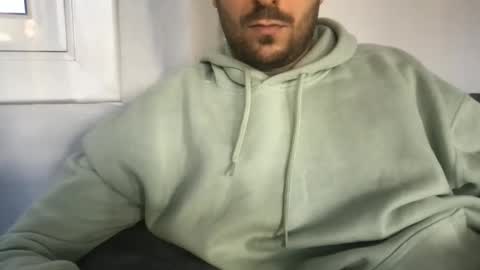 Snapshot of 6tu chatting on 10/22/25, 09:20 6tu online show from 10/22/25, 09:20