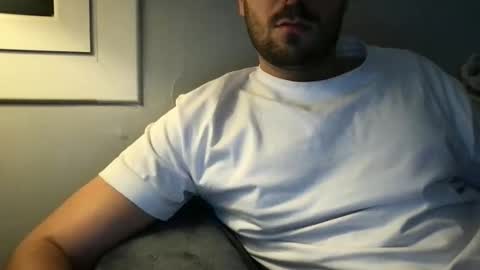 Snapshot of 6tu chatting on 11/01/25, 10:12 6tu online show from 11/01/25, 10:12