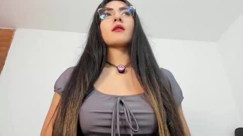 Snapshot of 77neferkitty77 chatting on 12/03/25, 04:49 online show from 12/03/25, 04:49