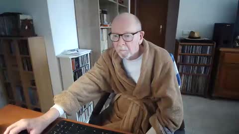  Papi  online show from 01/17/26, 09:36