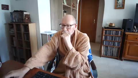  Papi  online show from 02/25/26, 10:03