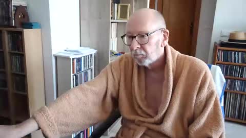  Papi  online show from 03/12/26, 10:43