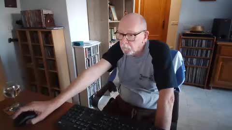  Papi  online show from 04/19/26, 06:10