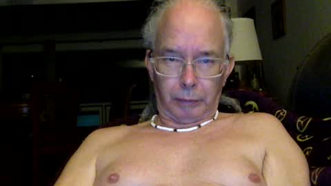 Snapshot of 808dred chatting on 07/06/26, 12:02 808dred online show from 07/06/26, 12:02