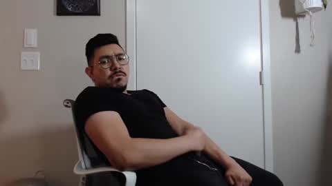 Antonio online show from 12/24/24, 01:59