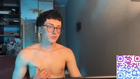 Snapshot of 8_goat chatting on 11/15/25, 02:57 Phillip online show from 11/15/25, 02:57