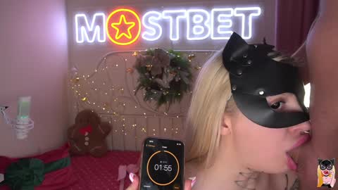   8abycat  Help us reach 250 thumbs up  online show from 12/12/24, 12:12