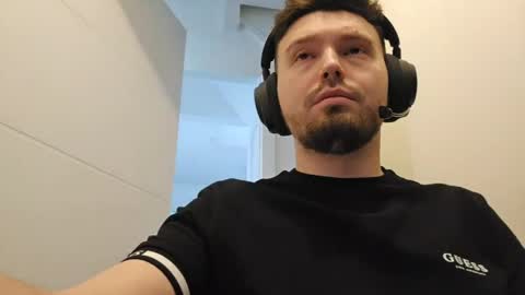 8inchdude93 online show from 05/12/26, 10:56