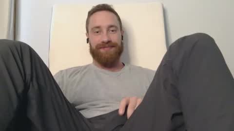 8InchesAndSomeHoles online show from 02/11/26, 05:51