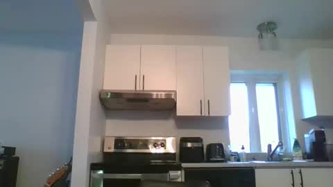 8james5 online show from 10/30/25, 07:36