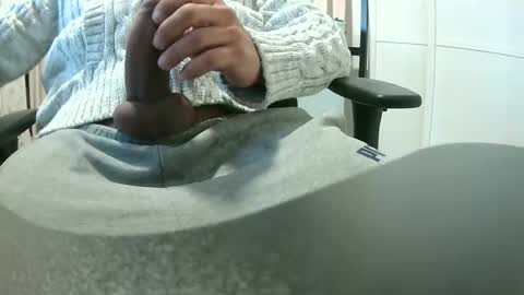 Snapshot of 90zero chatting on 01/07/26, 08:50 Arturo online show from 01/07/26, 08:50