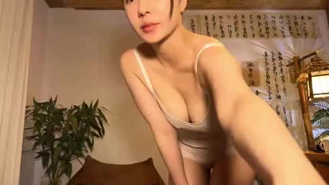Snapshot of 9567gigi chatting on 04/11/26, 06:29 lily online show from 04/11/26, 06:29