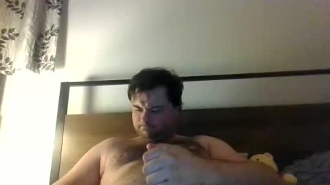 Snapshot of 95jam95 chatting on 12/10/24, 12:38 95jam95 online show from 12/10/24, 12:38