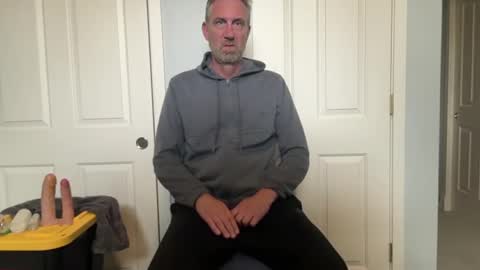DildoRidingDilf online show from 07/25/26, 09:12
