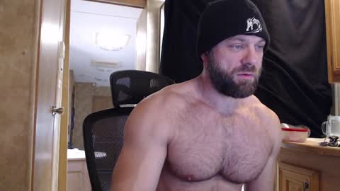 Snapshot of 9fat_inches chatting on 02/01/25, 05:47 9 fat inches online show from 02/01/25, 05:47