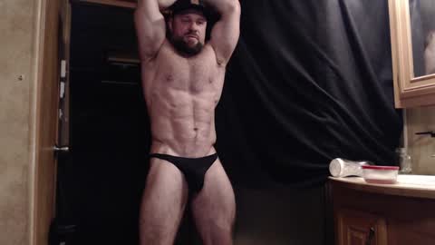 Snapshot of 9fat_inches chatting on 02/08/25, 04:03 9 fat inches online show from 02/08/25, 04:03