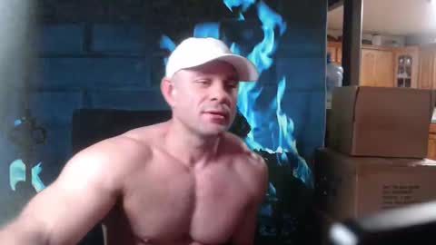 9 fat inches online show from 03/19/26, 05:33