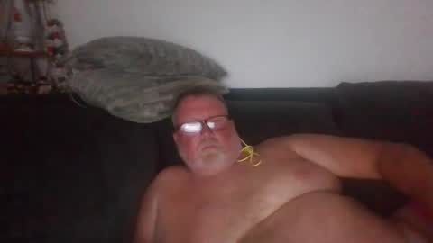 9gecko696969 online show from 12/22/24, 10:49