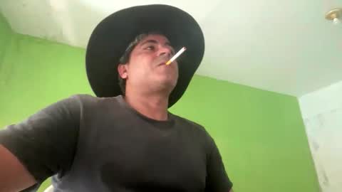 9vinhocamshow online show from 11/24/25, 12:16