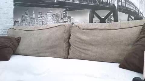 KARINA online show from 10/13/25, 08:58