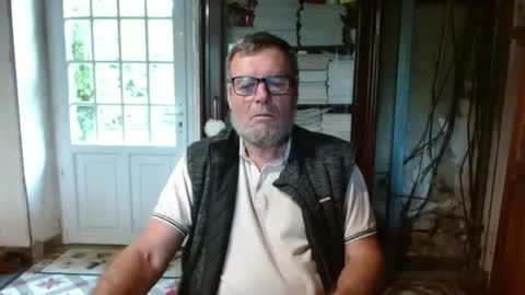 _123_voyeur_ online show from 10/03/25, 10:01