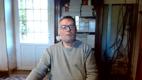 Snapshot of _123_voyeur_ chatting on 03/19/26, 12:31 _123_voyeur_ online show from 03/19/26, 12:31