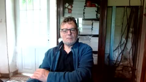 Snapshot of _123_voyeur_ chatting on 05/01/26, 09:36 _123_voyeur_ online show from 05/01/26, 09:36