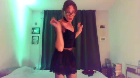DeniceLovelace online show from 08/09/26, 10:04