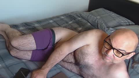 God Zeus online show from 04/25/26, 05:21