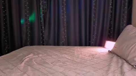 Willow online show from 04/21/26, 01:42