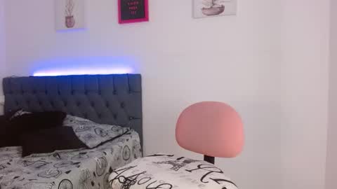 Abby Cooper online show from 01/24/25, 03:43