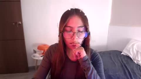 abby 3 online show from 11/26/25, 06:53