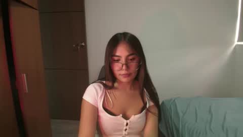 abby 3 online show from 04/30/26, 04:57