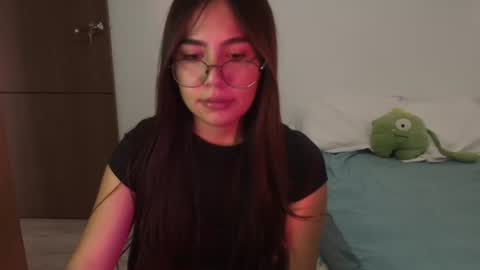 abby 3 online show from 05/08/26, 04:12